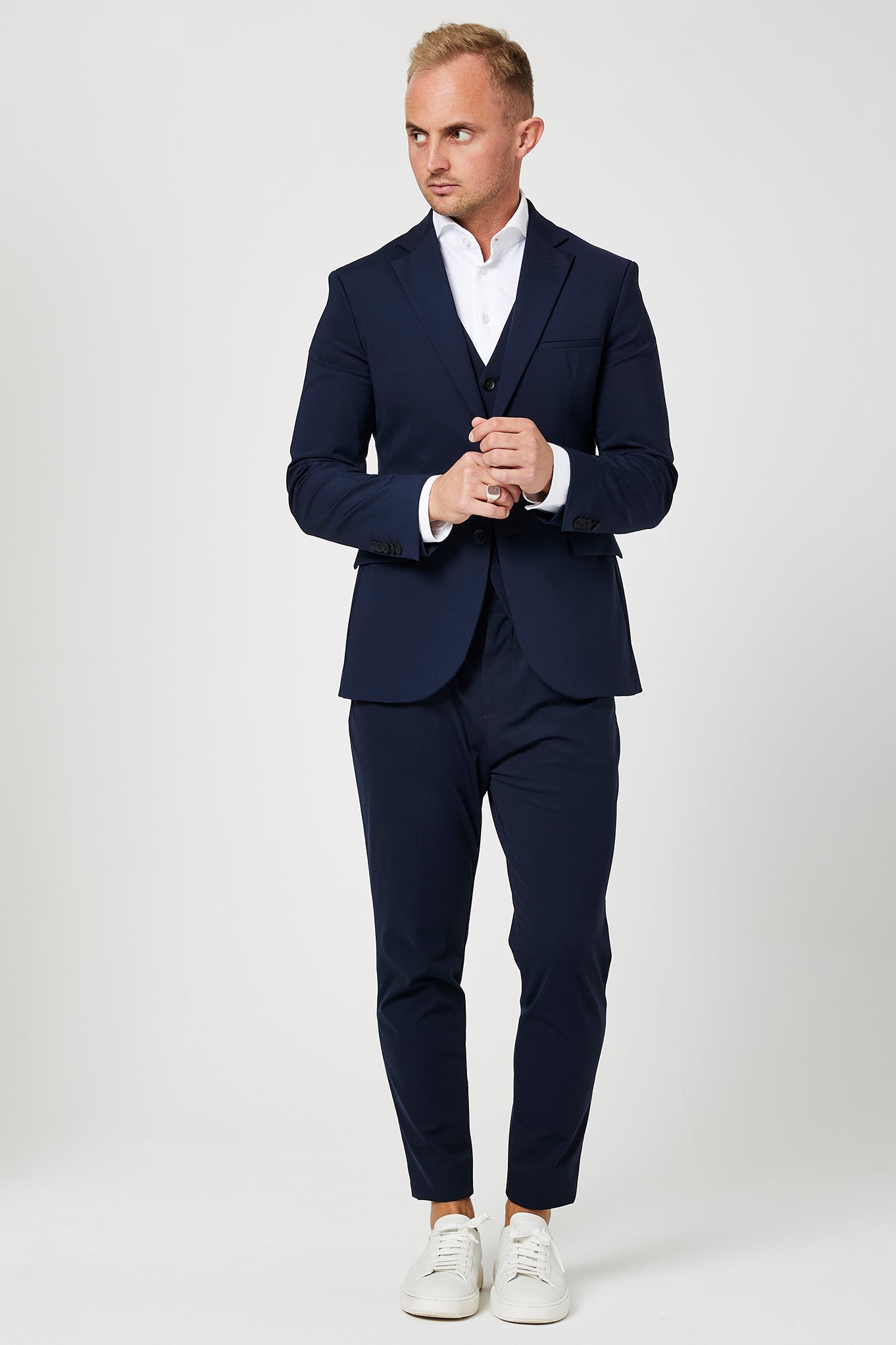 IOS - Schmale Anzugweste in Dunkelblau