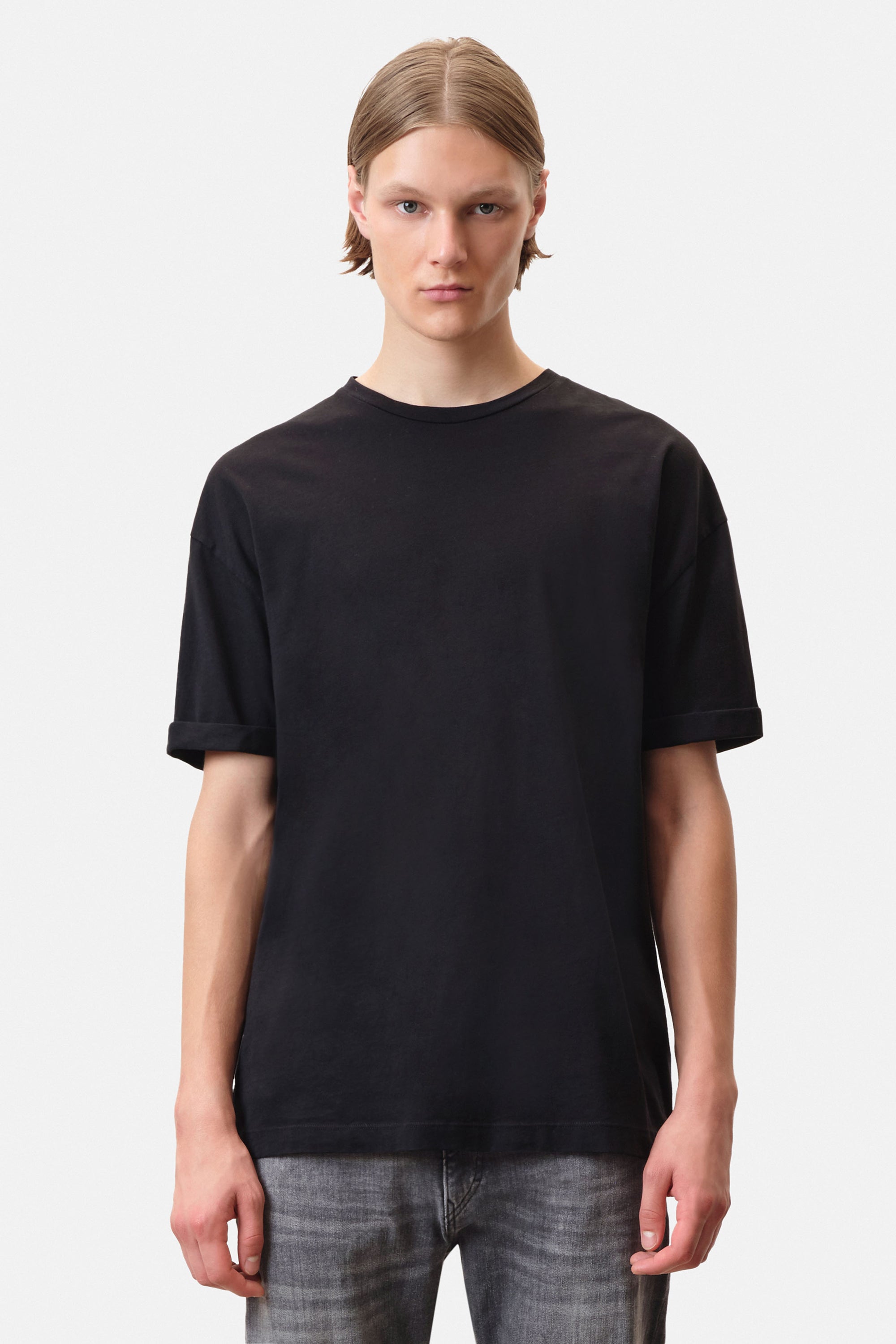 Drykorn - Basic T- Shirt mit leicht überschnittener Schulter - Thilo