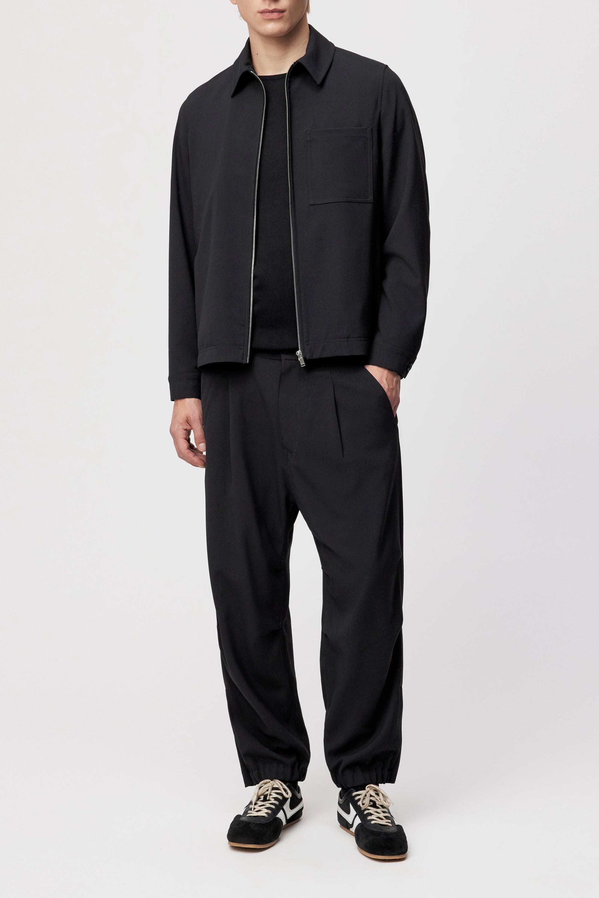 Drykorn - Lässig geschnittene Tuchhose - Ajend