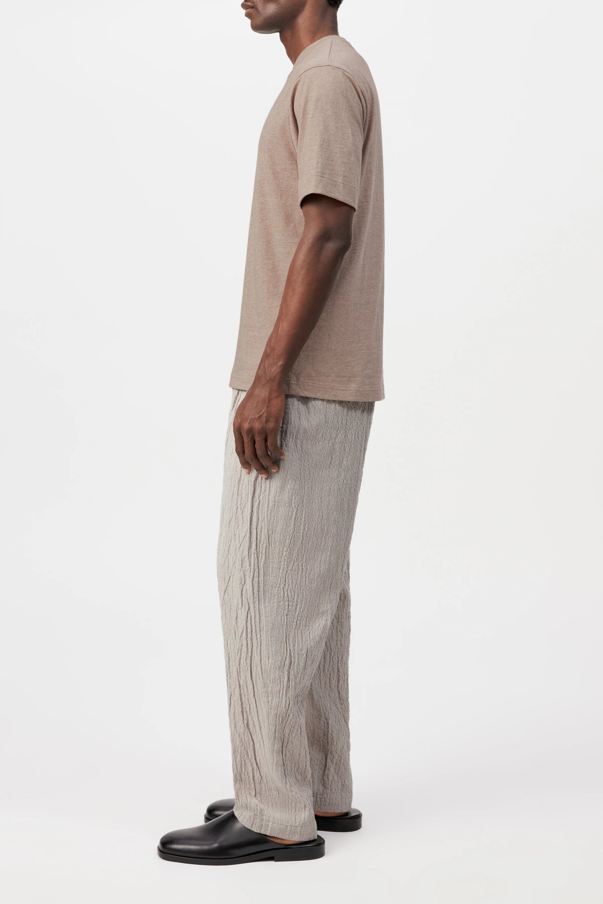 Drykorn - Rundhals T-Shirt in Beige - Raphael