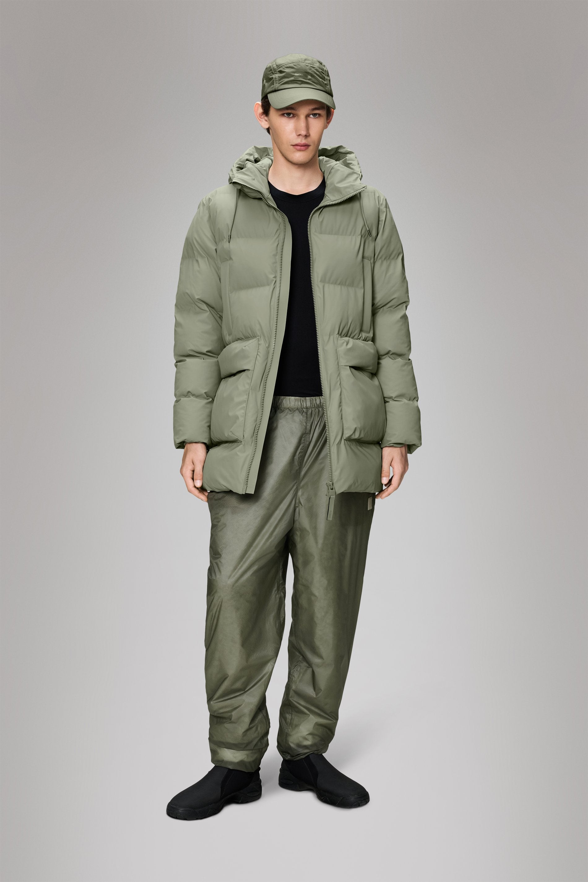 Rains - Cleane Winterjacke mit maximalem Wetterschutz