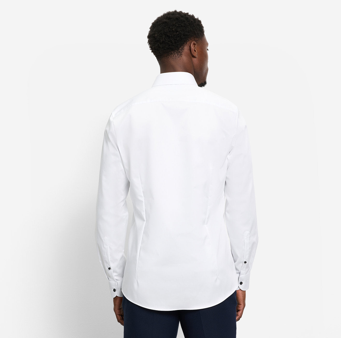 Olymp - Businesshemd mit grauen Kontrastknöpfen - Lvl. 5 Body Fit