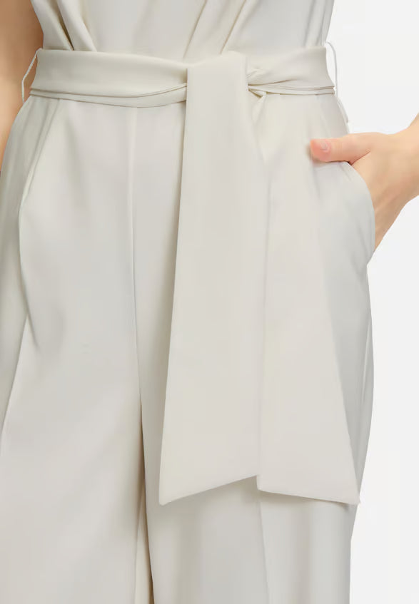 Betty Barclay - Jumpsuit mit Wasserfallausschnitt