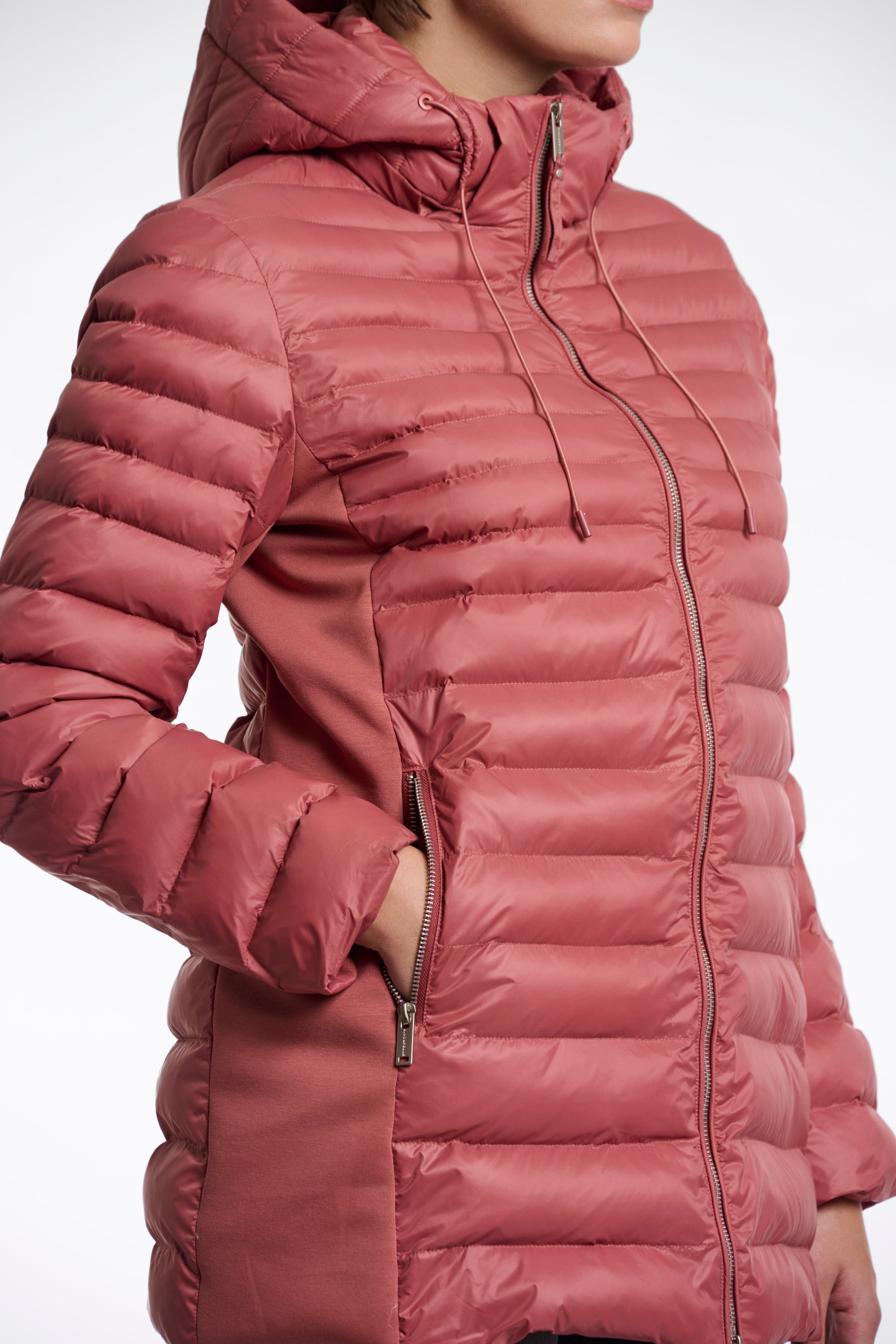 Rino & Pelle - Steppjacke in zartem Rot mit Kapuze - Indira