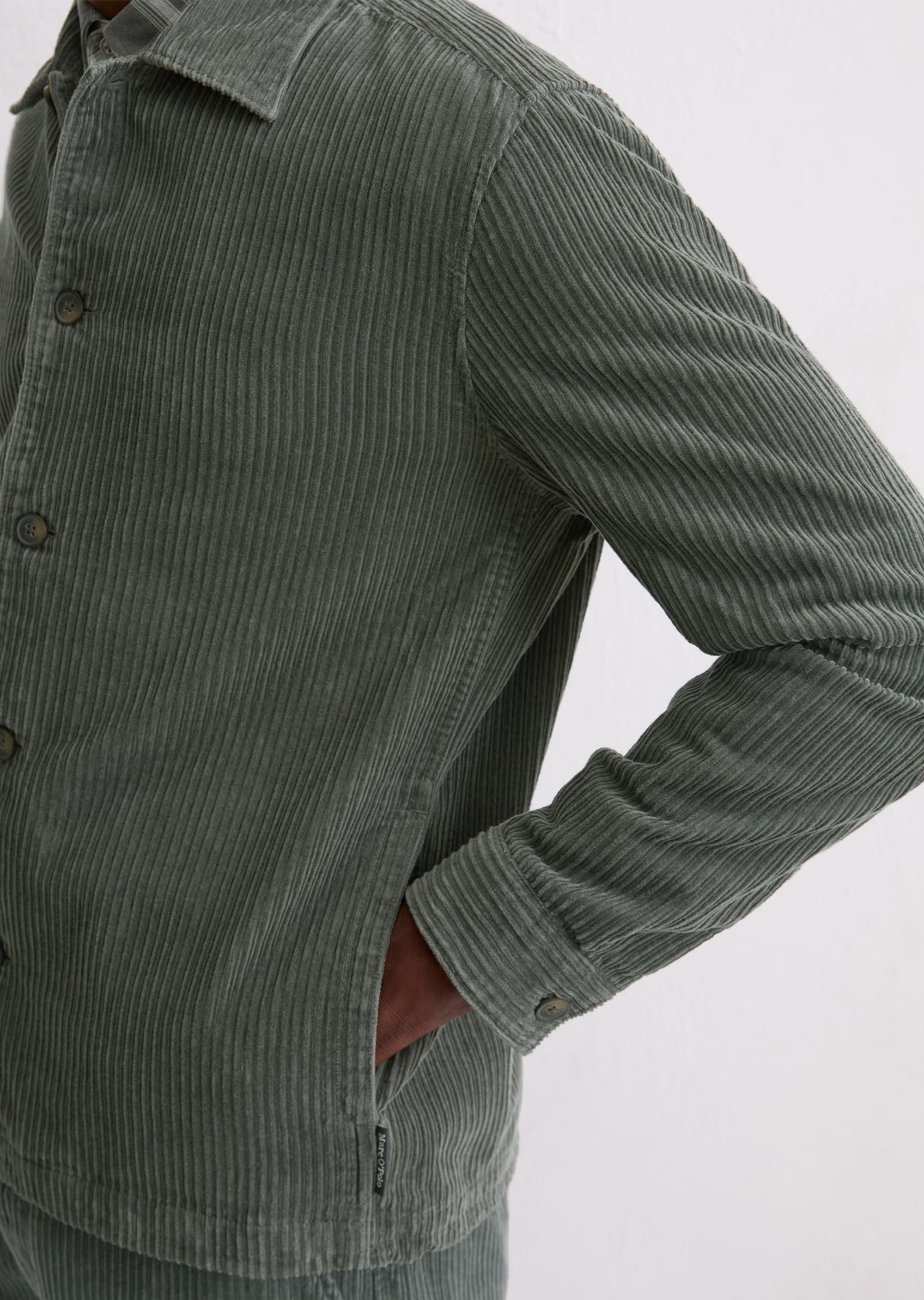 Marc O'Polo - Cord-Overshirt mit breiter Rippstruktur in grün