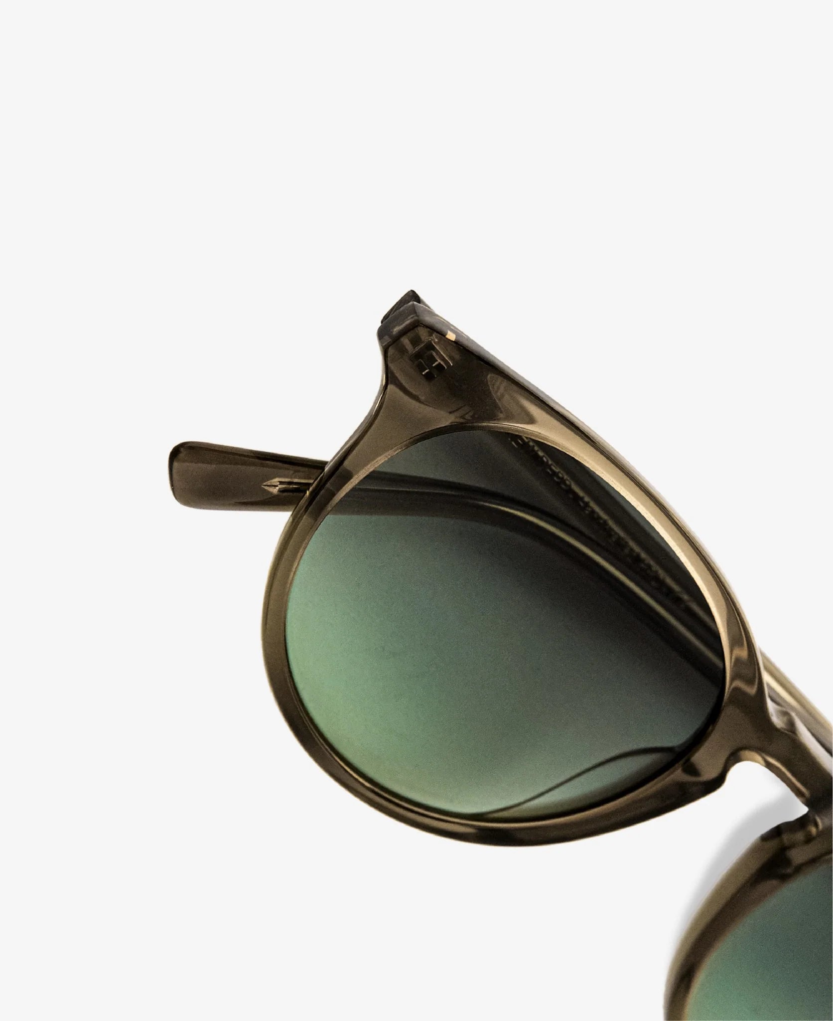 Messy Weekend - Modische Sonnenbrile - New Depp