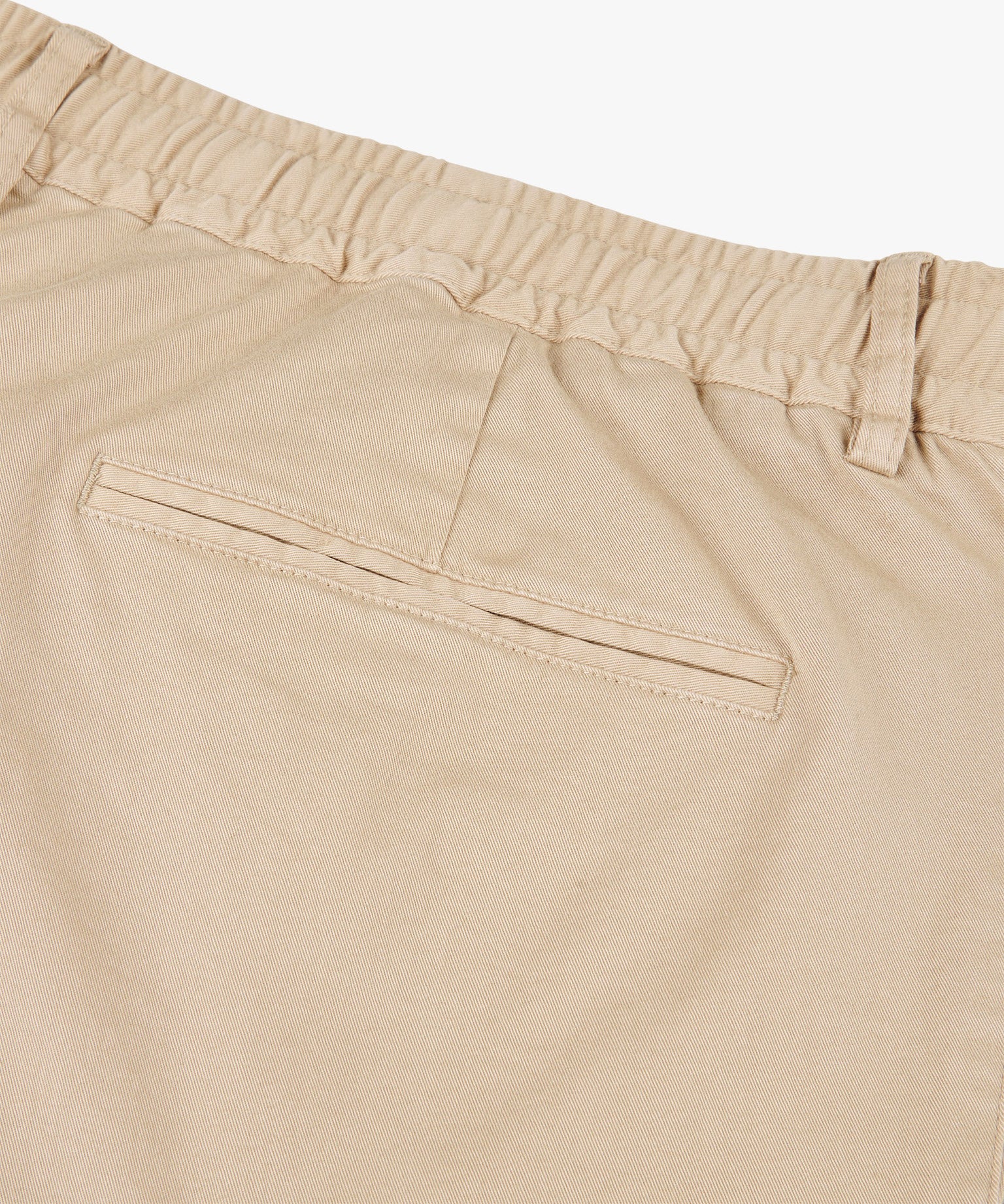 Profuomo - Kurze Hose aus Baumwollmix mit stilvoller Bundfalte in Beige