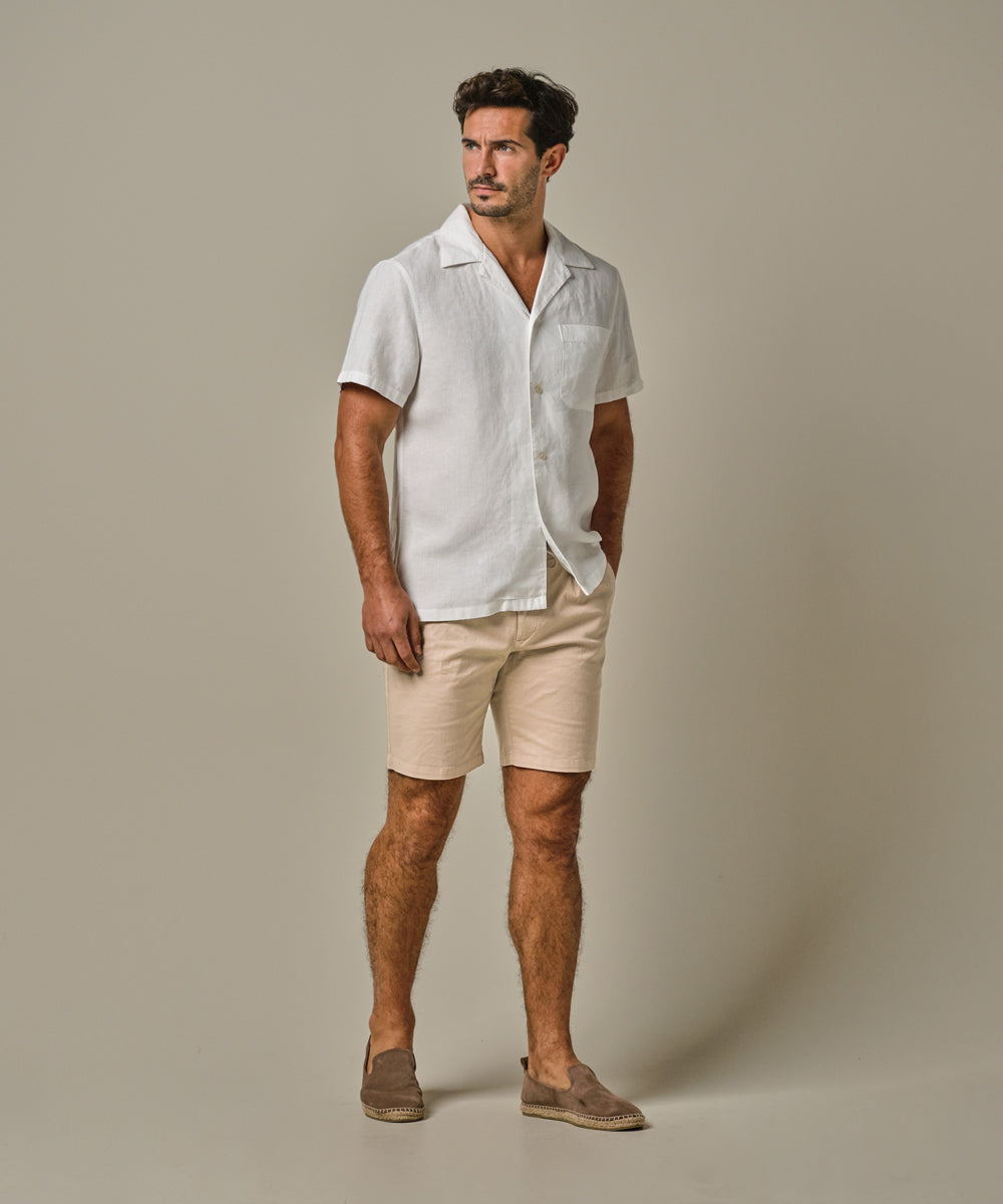 Profuomo - Kurze Hose aus Baumwollmix mit stilvoller Bundfalte in Beige