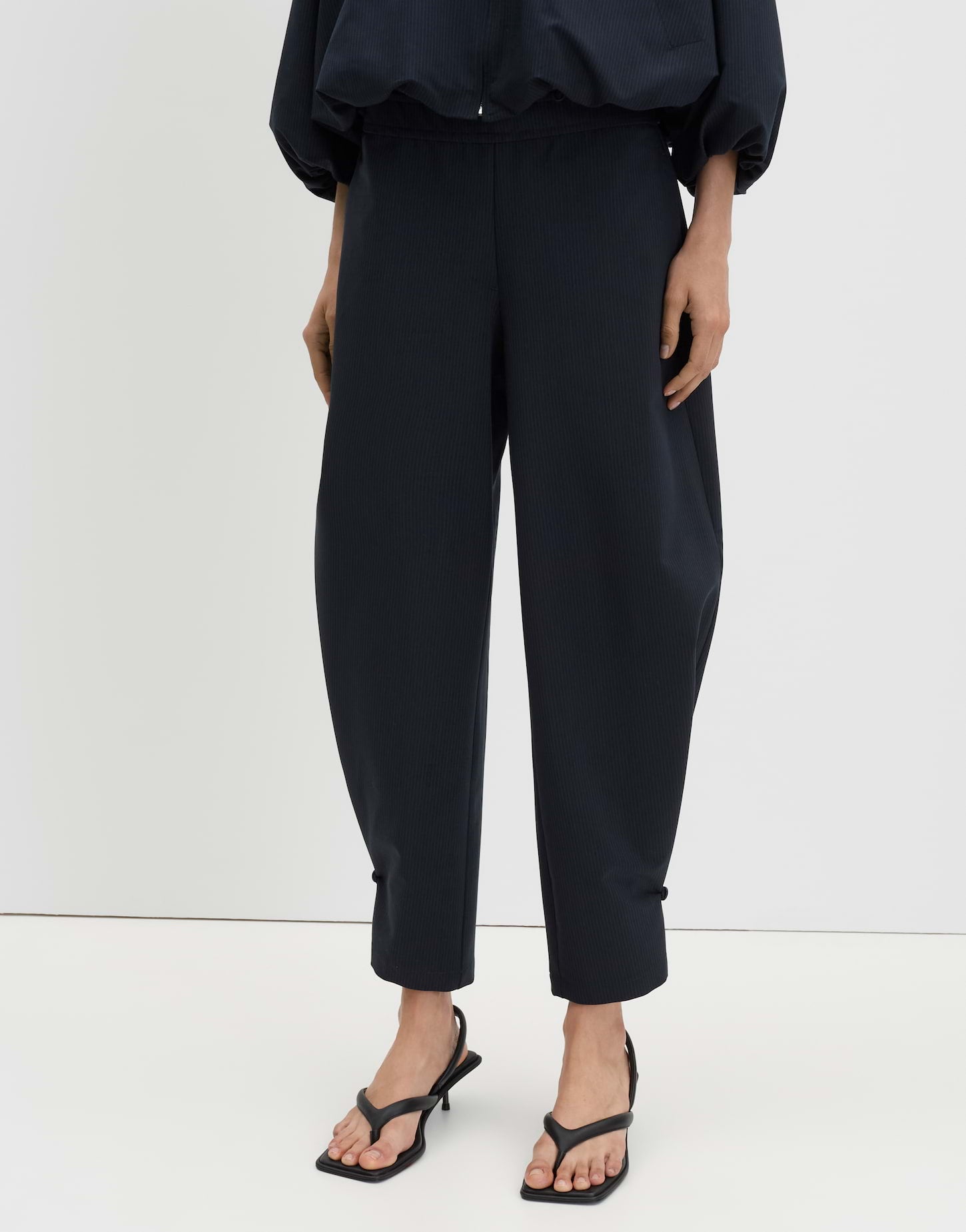 Someday - Relaxed City Pants mit Nadelstreifen - Charlie