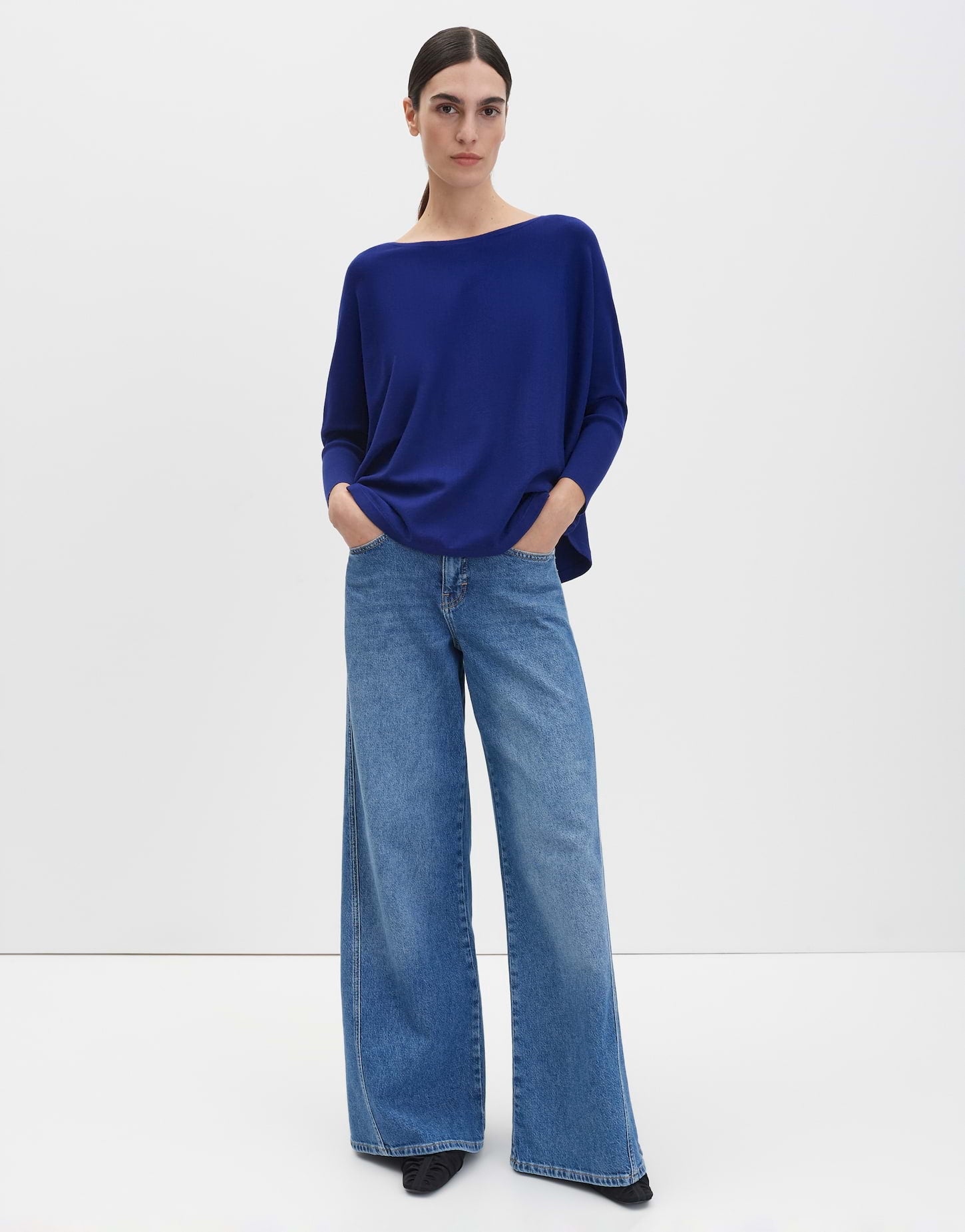 Someday - Oversized Feinstrickpullover im Cape Stil - Tiraja