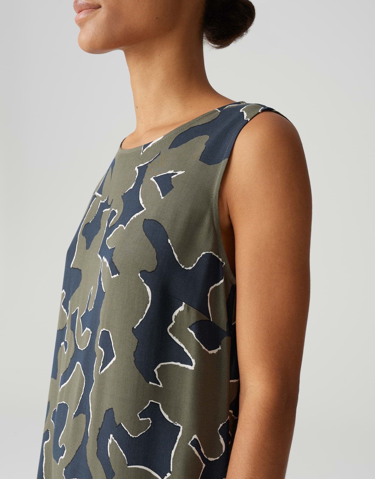 Opus - Trägerkleid mit abstraktem Print - Wicy