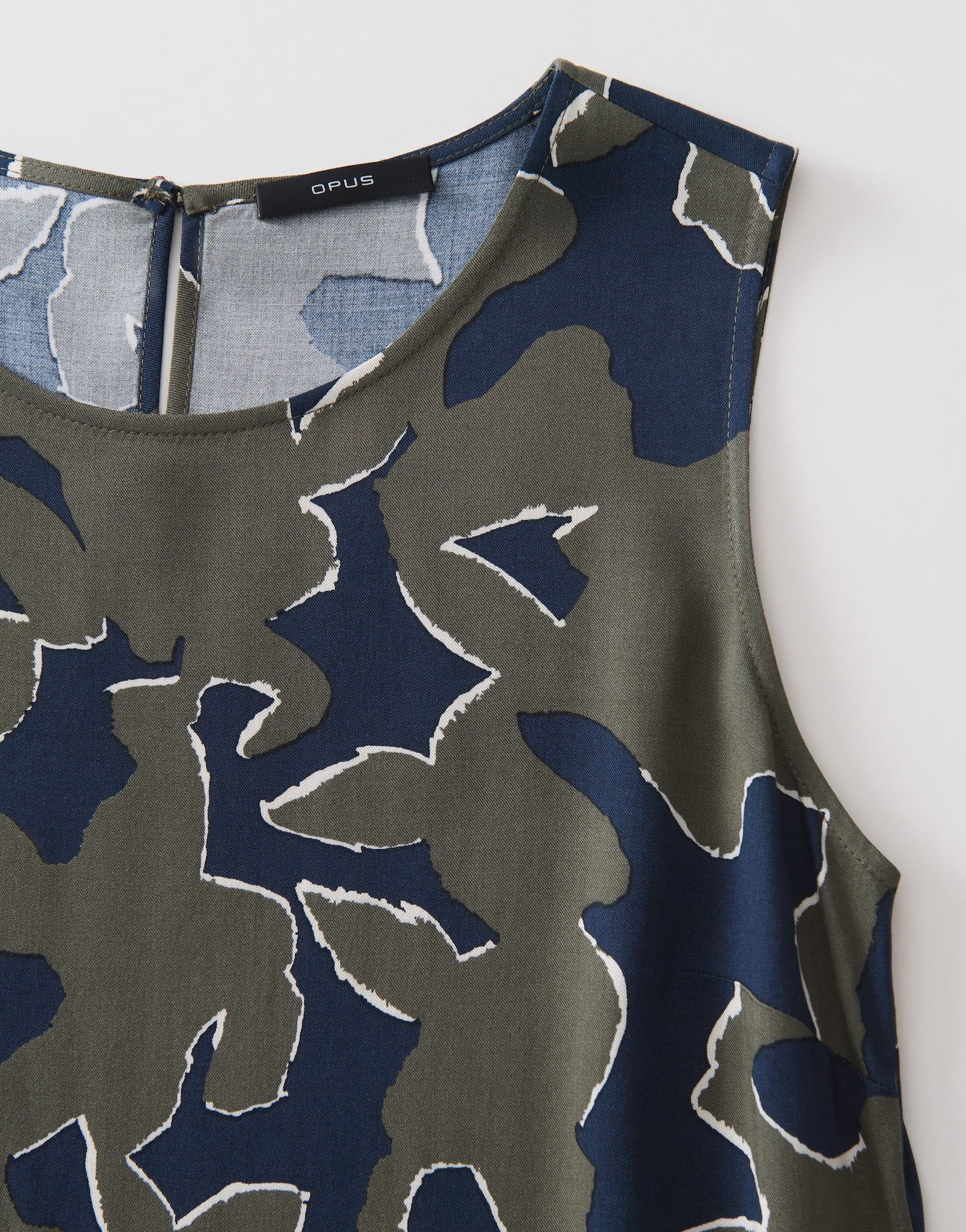 Opus - Trägerkleid mit abstraktem Print - Wicy
