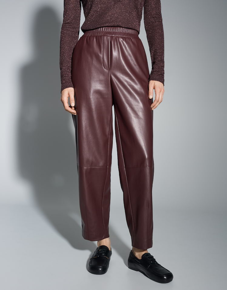 Opus - Relaxed Kunstlederhose mit Barrel Leg - Myha