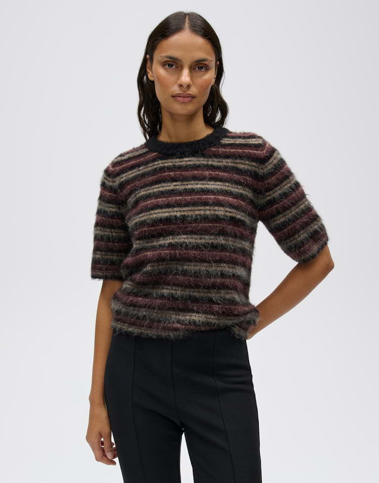 Opus - Gestreiftes Strickshirt aus flauschigem Effektgarn Slim Fit - Primoro