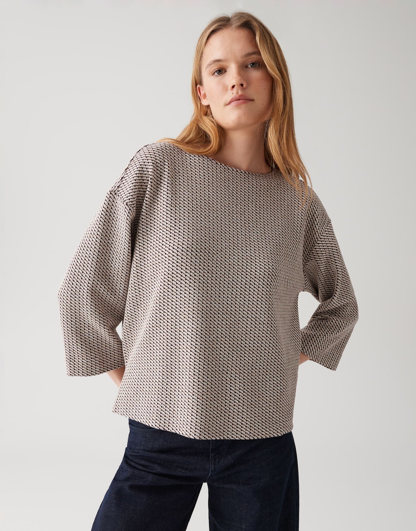 Opus - Sweatshirt mit zweifarbigem Fantasiemuster - Goman