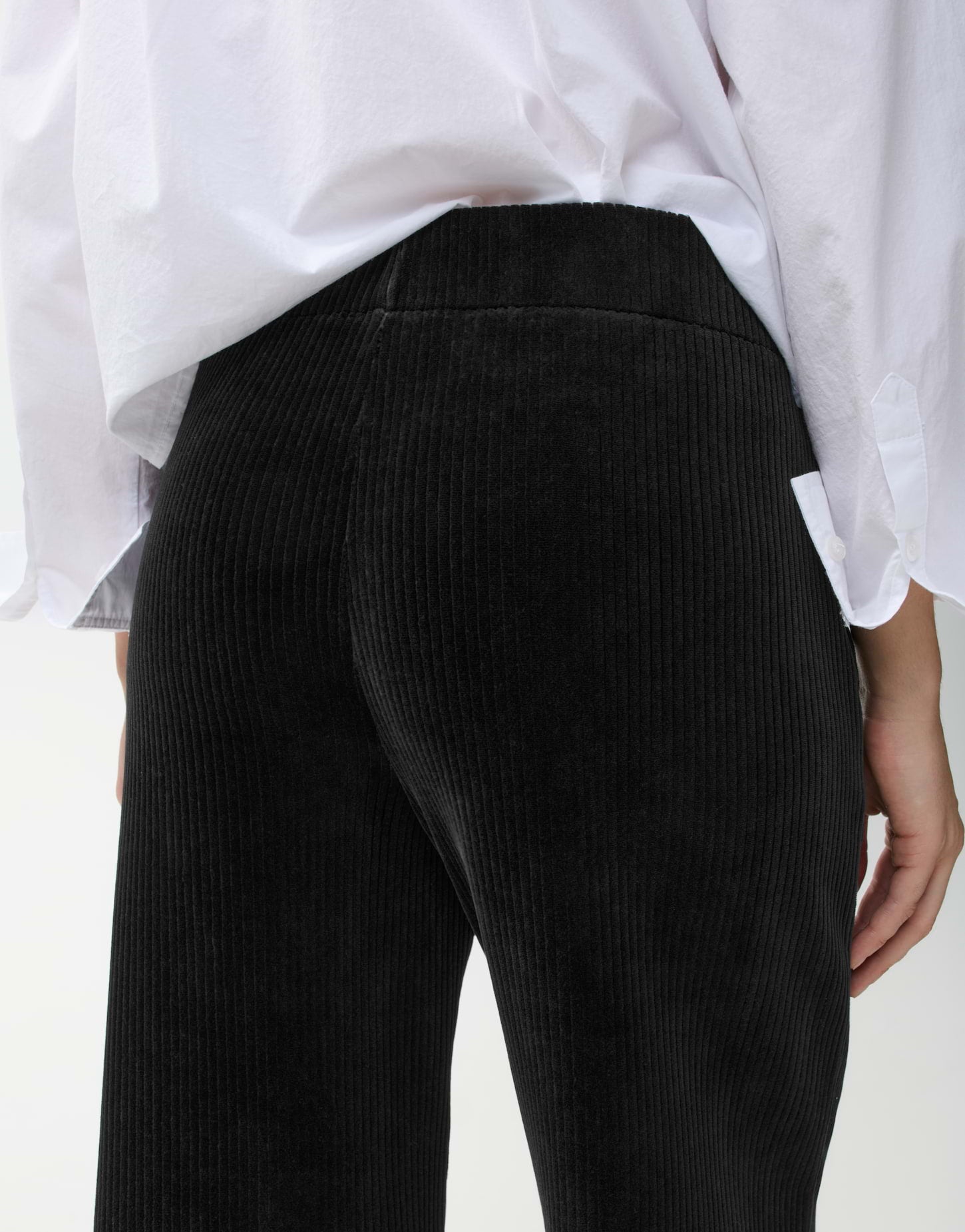 Opus - Schwarze Wide Leg Pants aus Cord - Mucia Bay