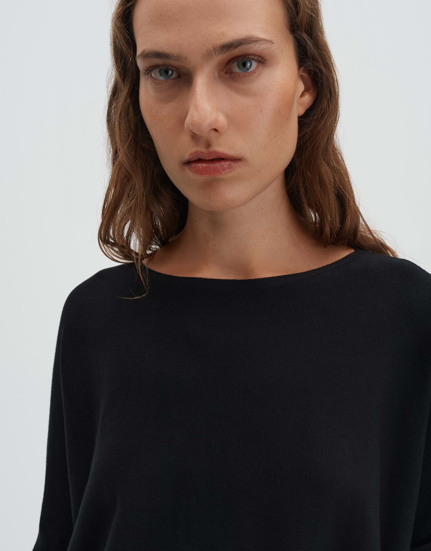 Someday - Oversized Feinstrickpullover im Cape Stil - Tiraja