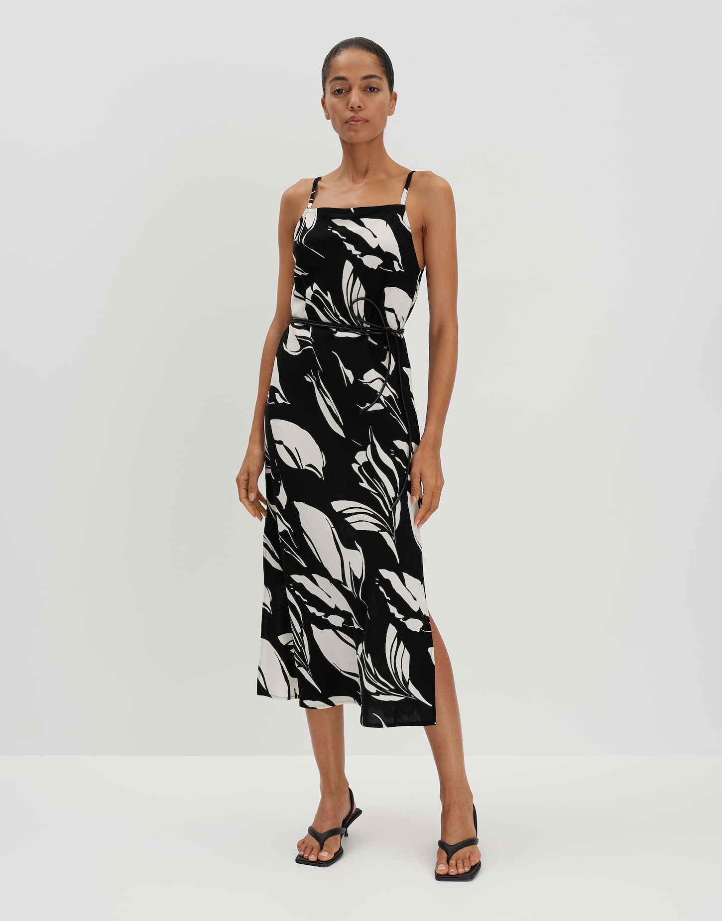 Someday - Printkleid aus Viskose Leinen Mix - Qualeza