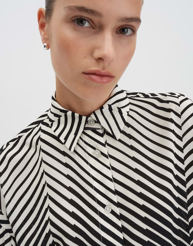 Someday - Printbluse mit abstrakten Fischgratmuster - Zerina