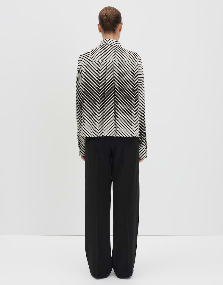 Someday - Printbluse mit abstrakten Fischgratmuster - Zerina