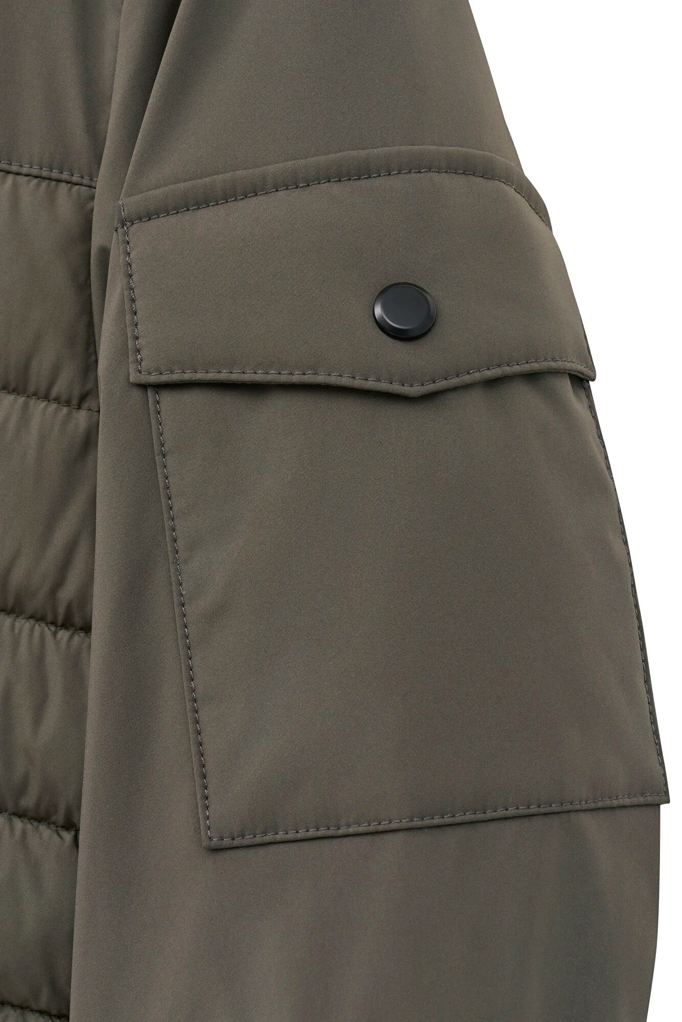 Bugatti - Steppblouson mit abtrennbarer Kapuze in Oliv