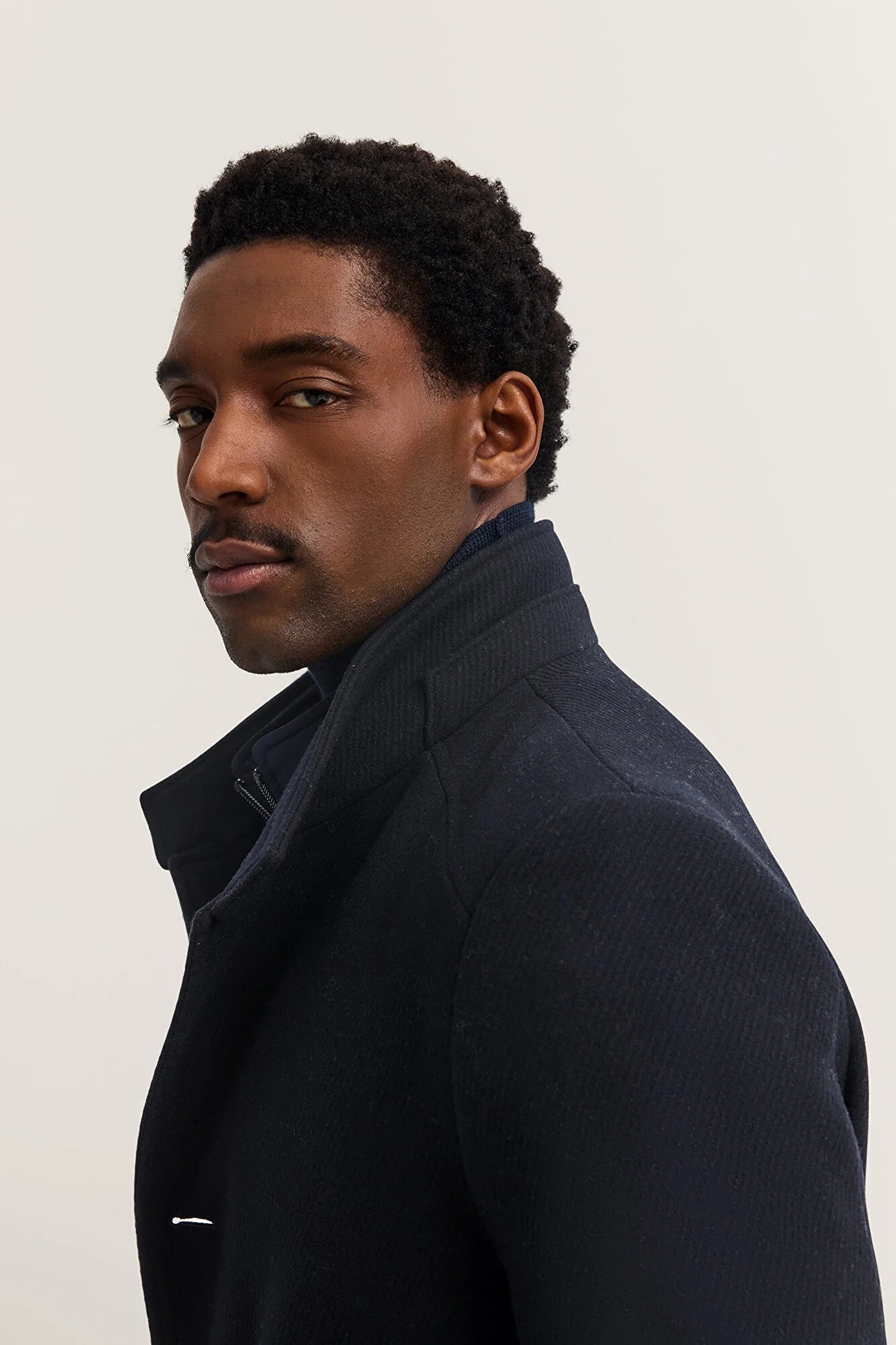 Bugatti - Wollmantel mit Stehkragen und herausnehmbarer Weste in Marine