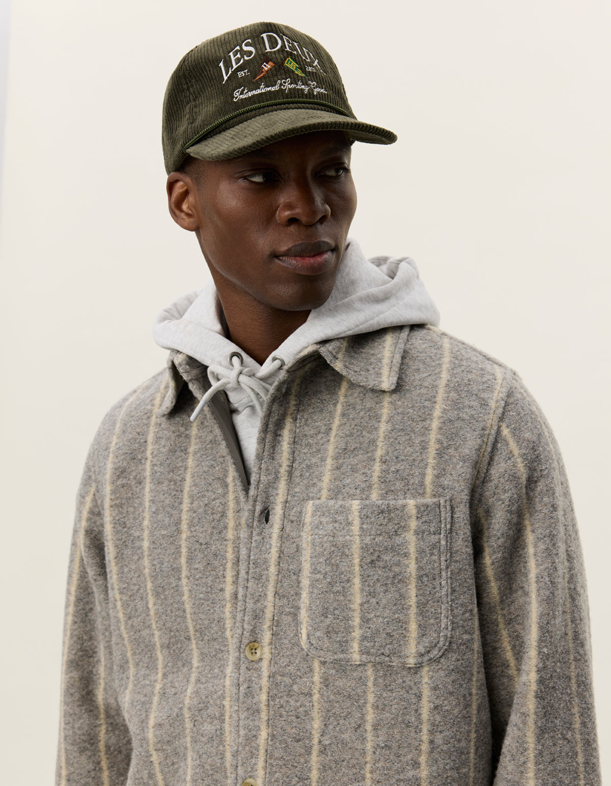 Les Deux - Bouclé Overshirt mit stilvollem Kreidestreifen - Lennon